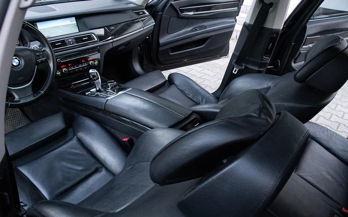 BMW Seria 7 cena 55900 przebieg: 270000, rok produkcji 2011 z Lubawka małe 781